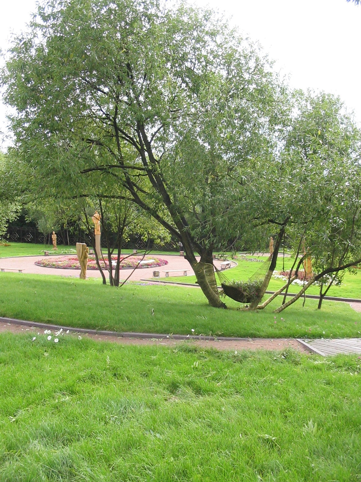 Canon PowerShot A60 camera sample Photo. Captured without flashlight at Daylight. Orientation: Portrait. Exposure time: 1/800. Focus: 28/10. Original size: 1200x1600. Uploaded By anonymous At 15 Jan, 2021