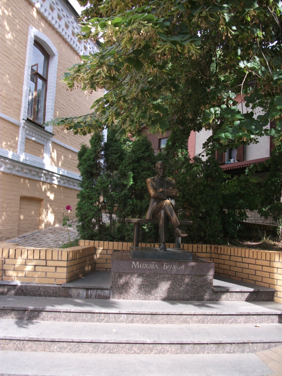 FUJIFILM FinePix AV100 camera sample Photo. Captured without flashlight at Daylight. Orientation: Portrait. ISO: 100. Exposure time: 10/3500. Focus: 290/100. Original size: 960x1280. Uploaded By anonymous At 15 Jan, 2021