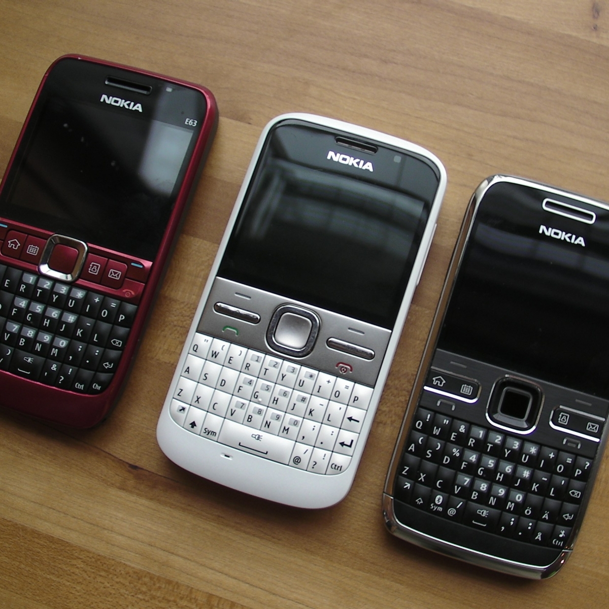 Nokia e72. Нокиа е5. Нокиа е5 00. Nokia e500. E5 Nokia e5-00.